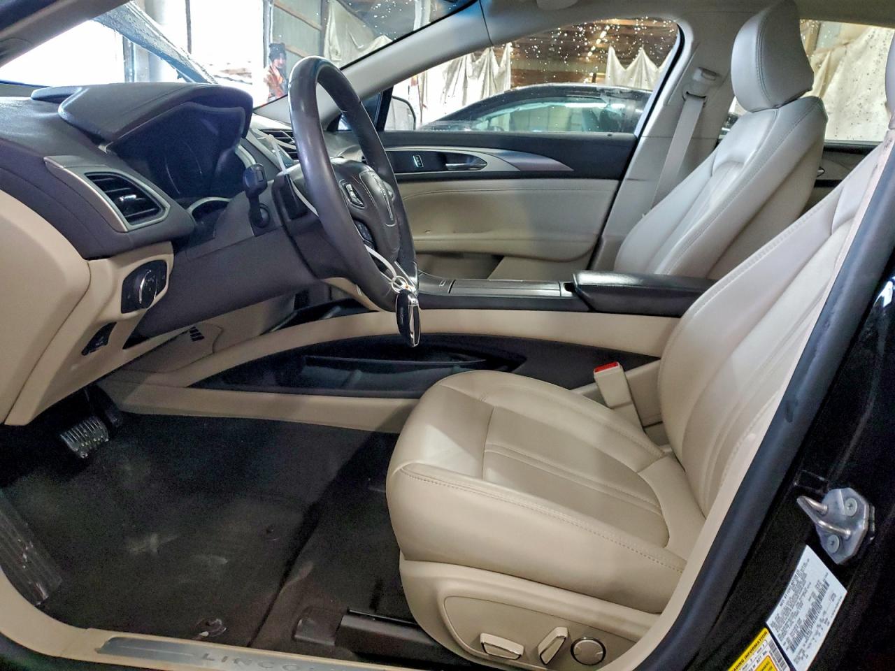 2020 Lincoln Mkz VIN: 3LN6L5B9XLR614290 Lot: 94895255