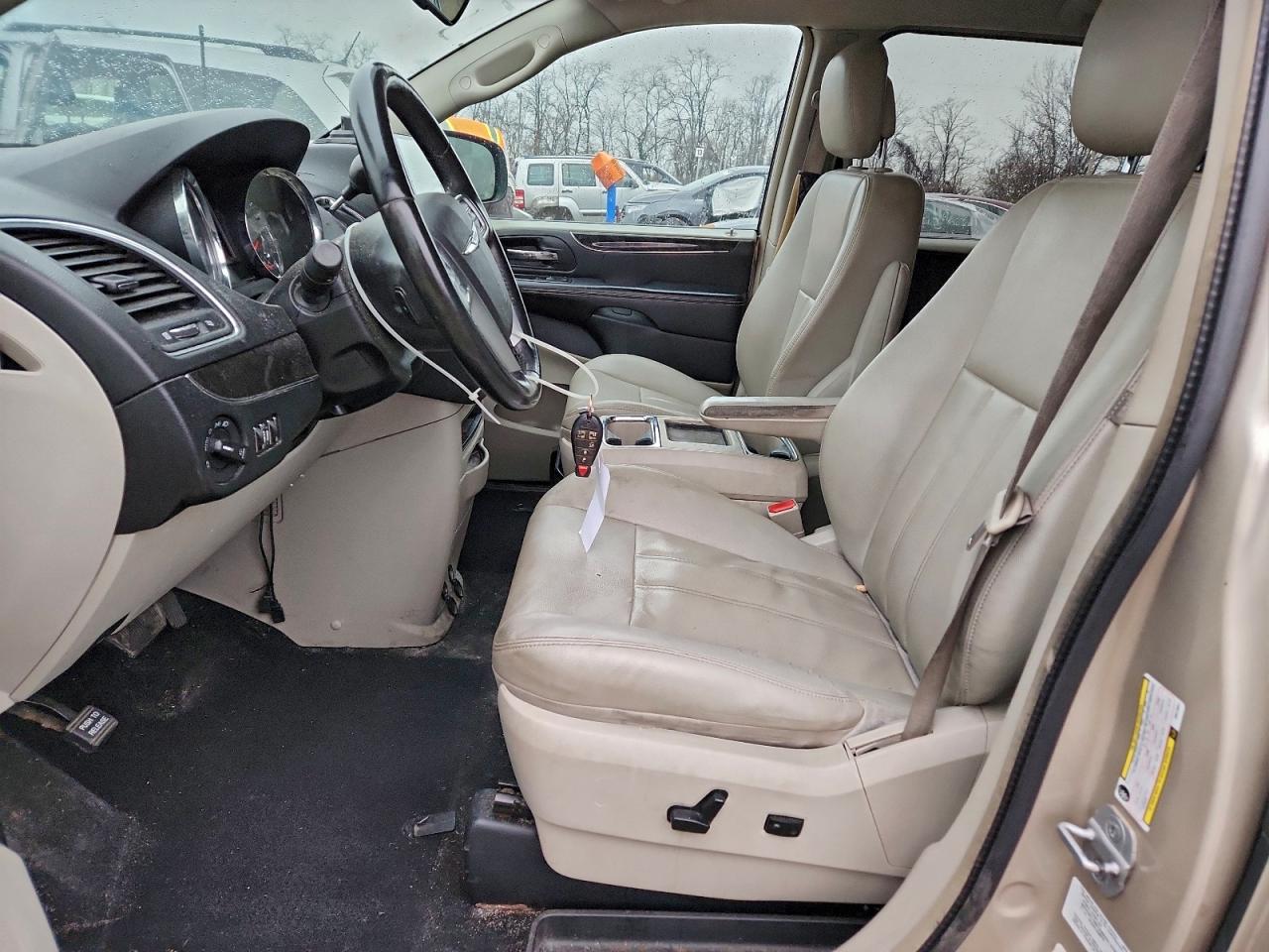 2013 Chrysler Town & Country Touring VIN: 2C4RC1BGXDR519051 Lot: 96527935