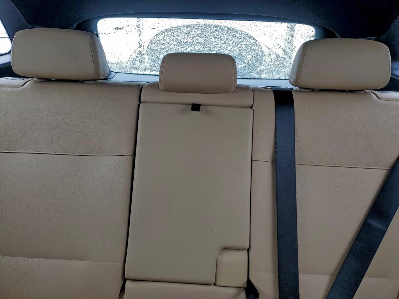 Фото: WBAVL1C54FVY37059