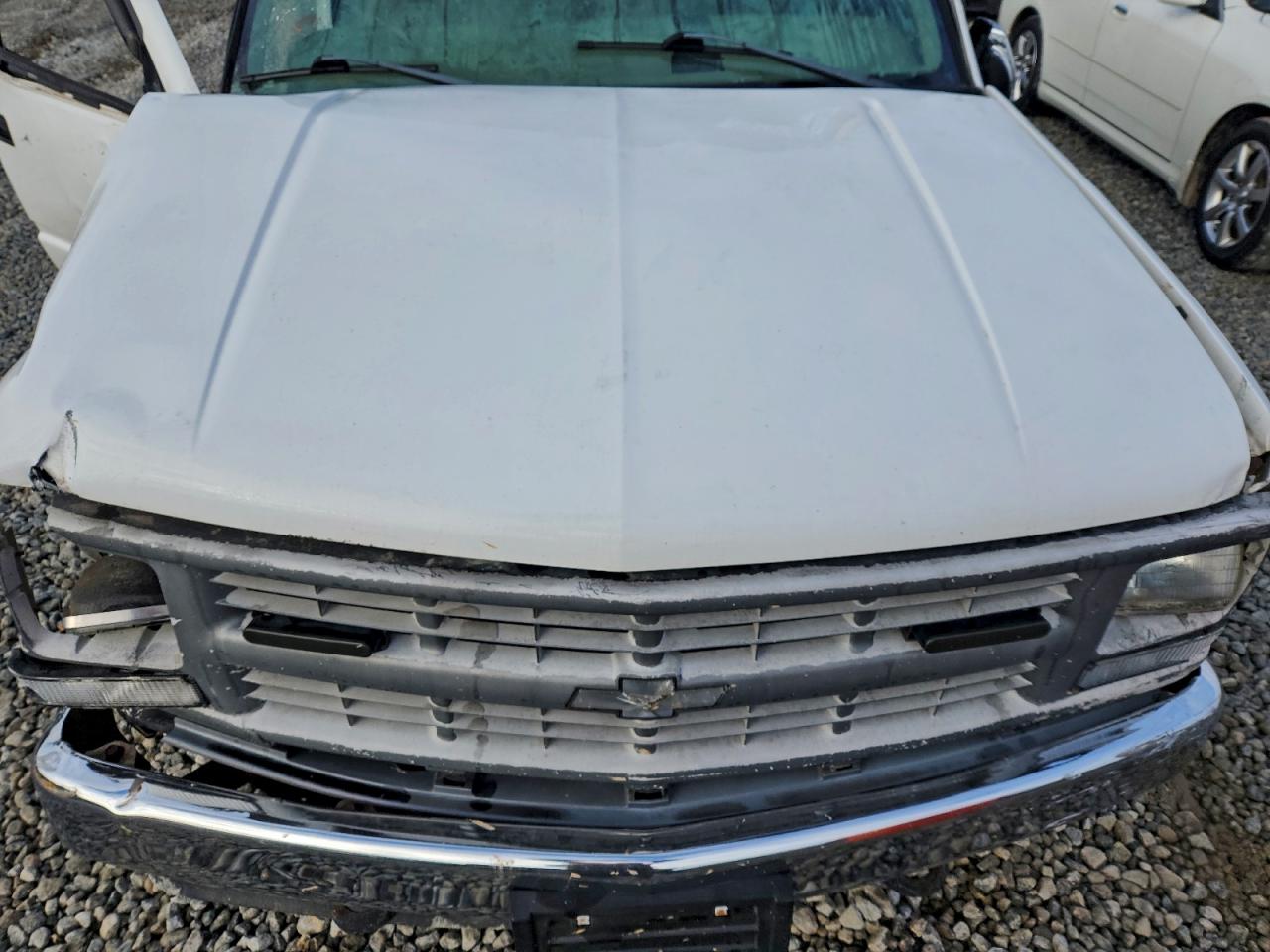 1998 Chevrolet Gmt-400 C1500 VIN: 1GCEC14W5WZ282531 Lot: 93737065