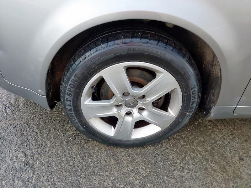 2004 AUDI A4 1.9 TDI 130 SE 4DR MULTITRONIC