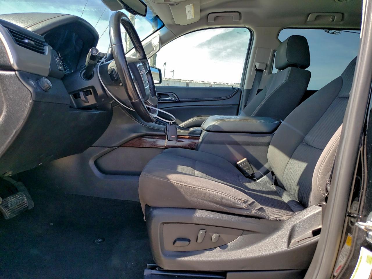 2018 GMC Yukon Xl C1500 Sle VIN: 1GKS1FKC6JR204822 Lot: 95851345