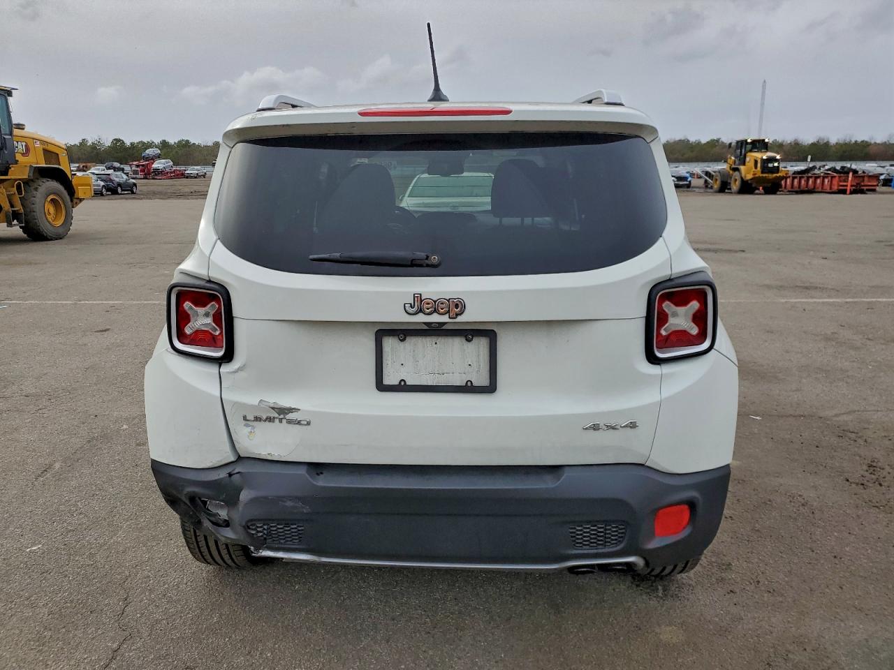 2015 Jeep Renegade Limited VIN: ZACCJBDT0FPB39462 Lot: 96500075