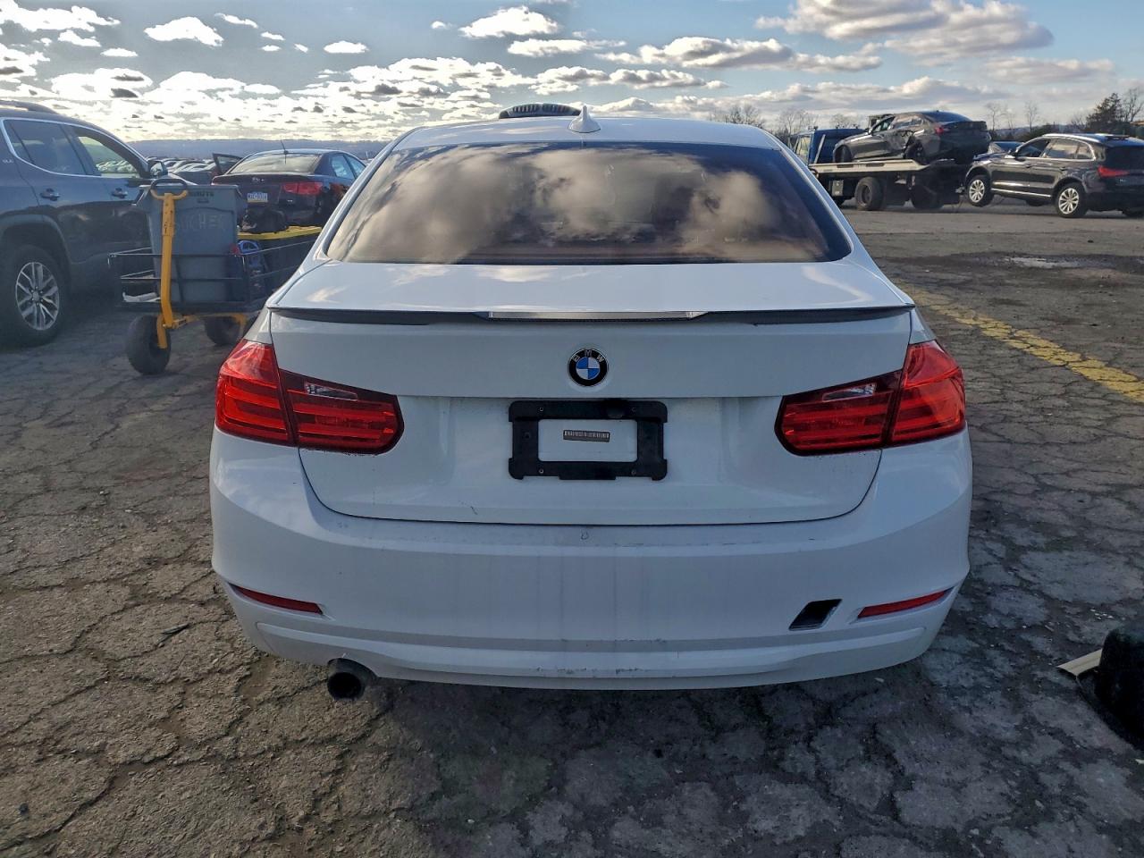 2015 BMW 320 I VIN: WBA3B1G54FNT02236 Lot: 96807535