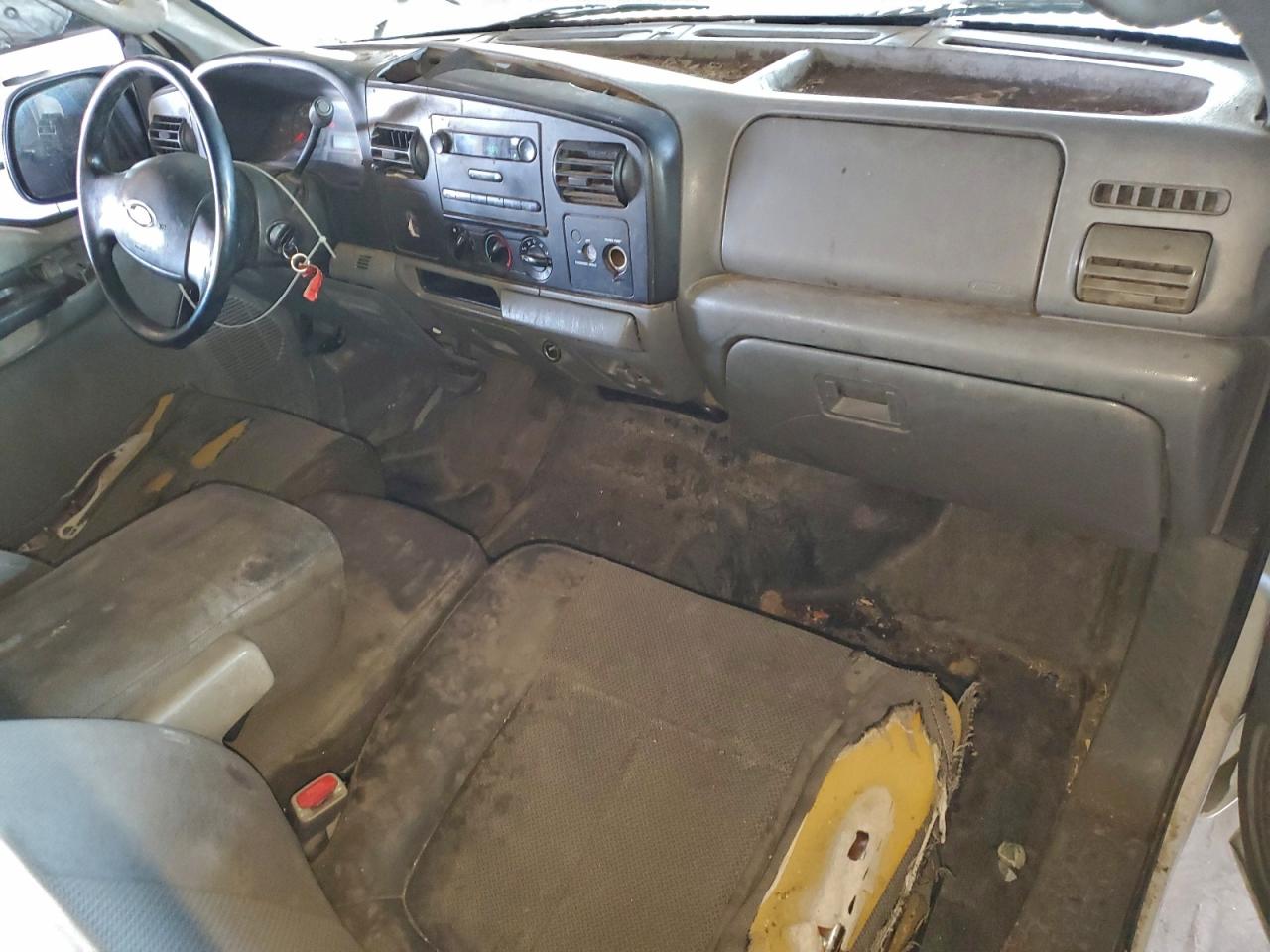 2007 Ford F250 Super Duty VIN: 1FTNF20567EA77643 Lot: 95286255