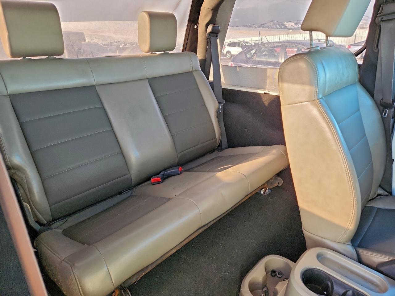 2009 Jeep Wrangler X VIN: 1J4FA24129L750690 Lot: 85445355