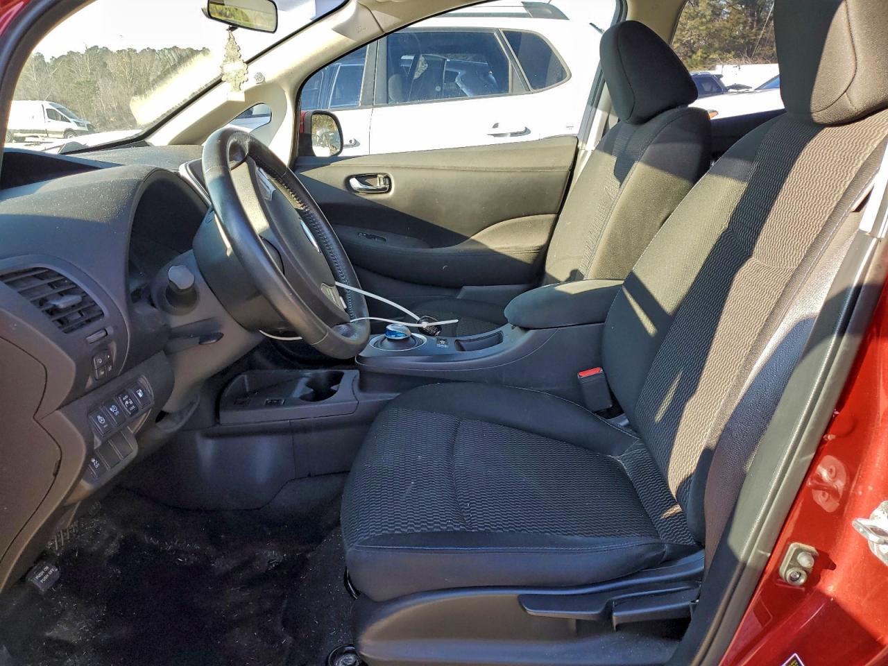 2015 Nissan Leaf S VIN: 1N4AZ0CP4FC330224 Lot: 96200925