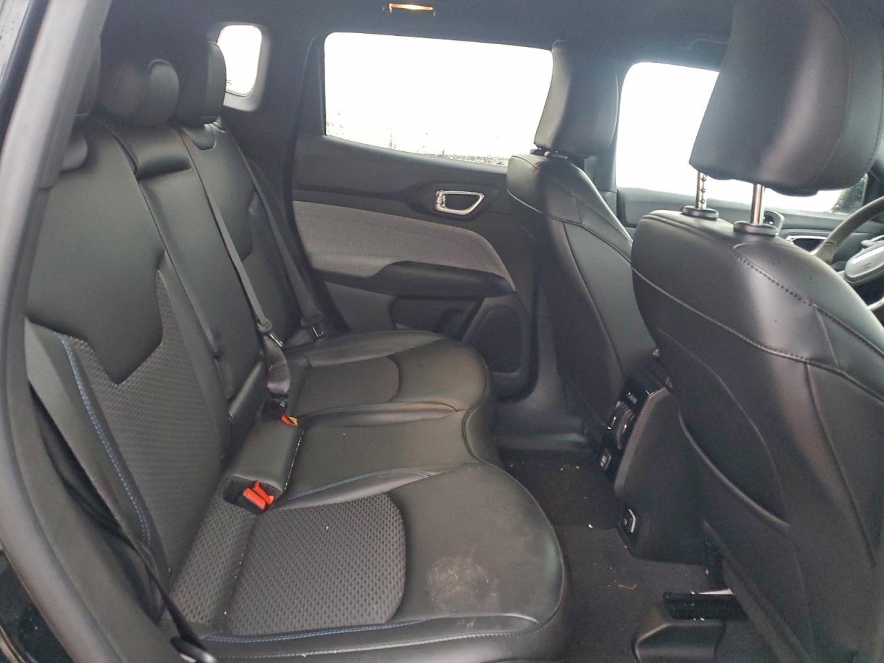 2025 Jeep Compass Latitude VIN: 3C4NJDBN2ST602407 Lot: 97656905