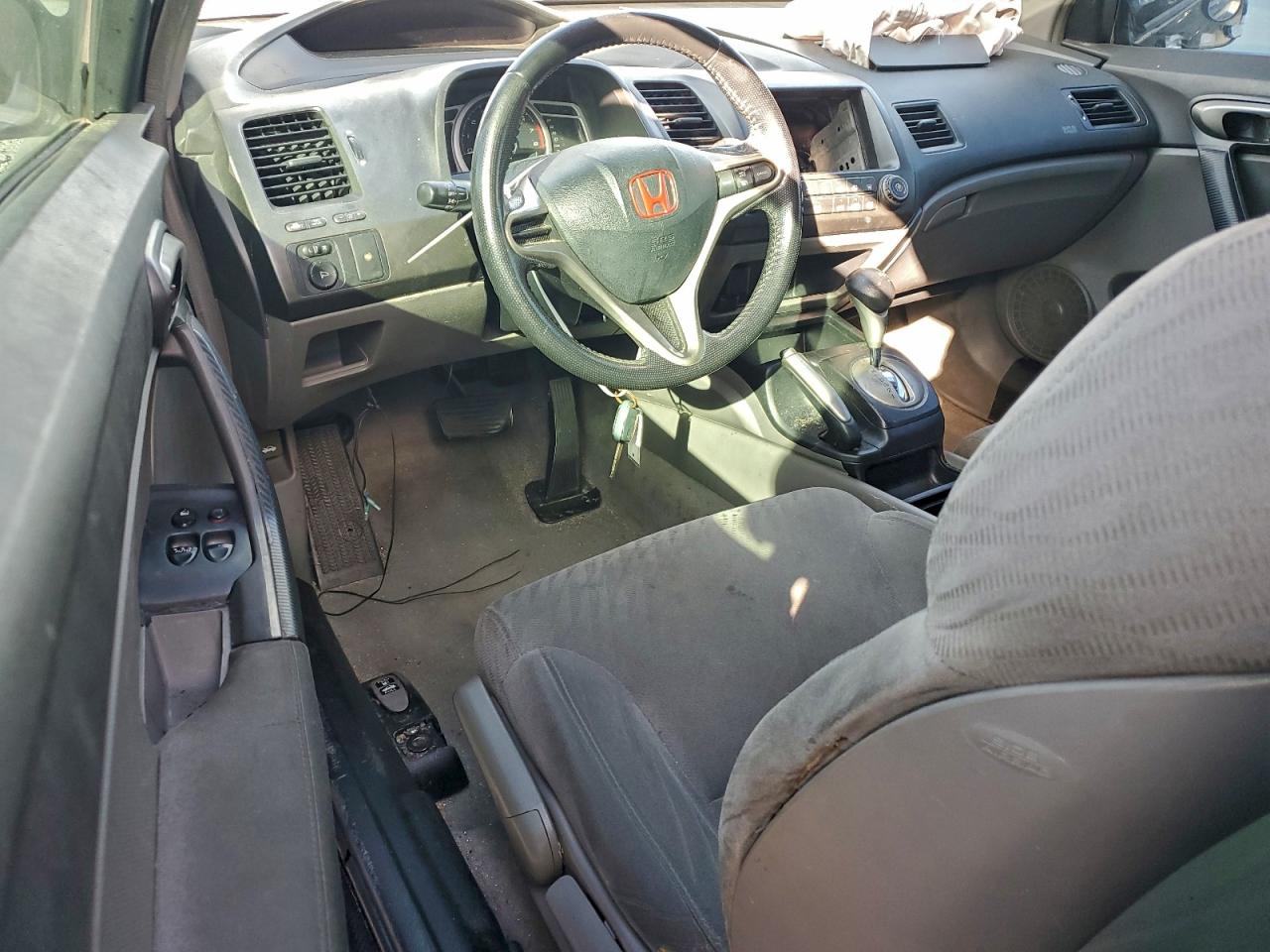 2010 Honda Civic Lx VIN: 2HGFG1B6XAH529032 Lot: 96919425