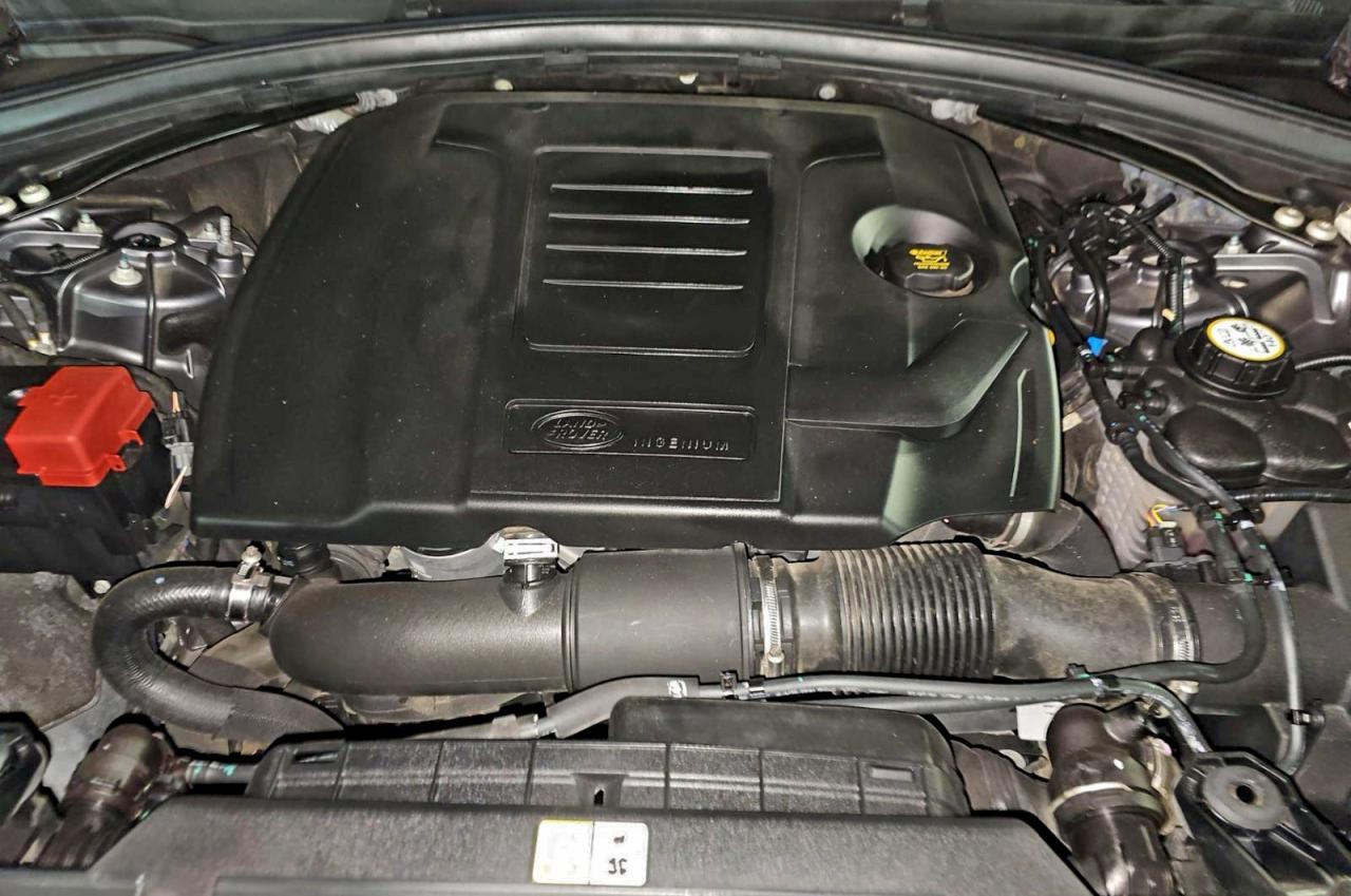 2019 Land Rover Range Rover Velar R-Dynamic Se VIN: SALYL2EX2KA205885 Lot: 97763255