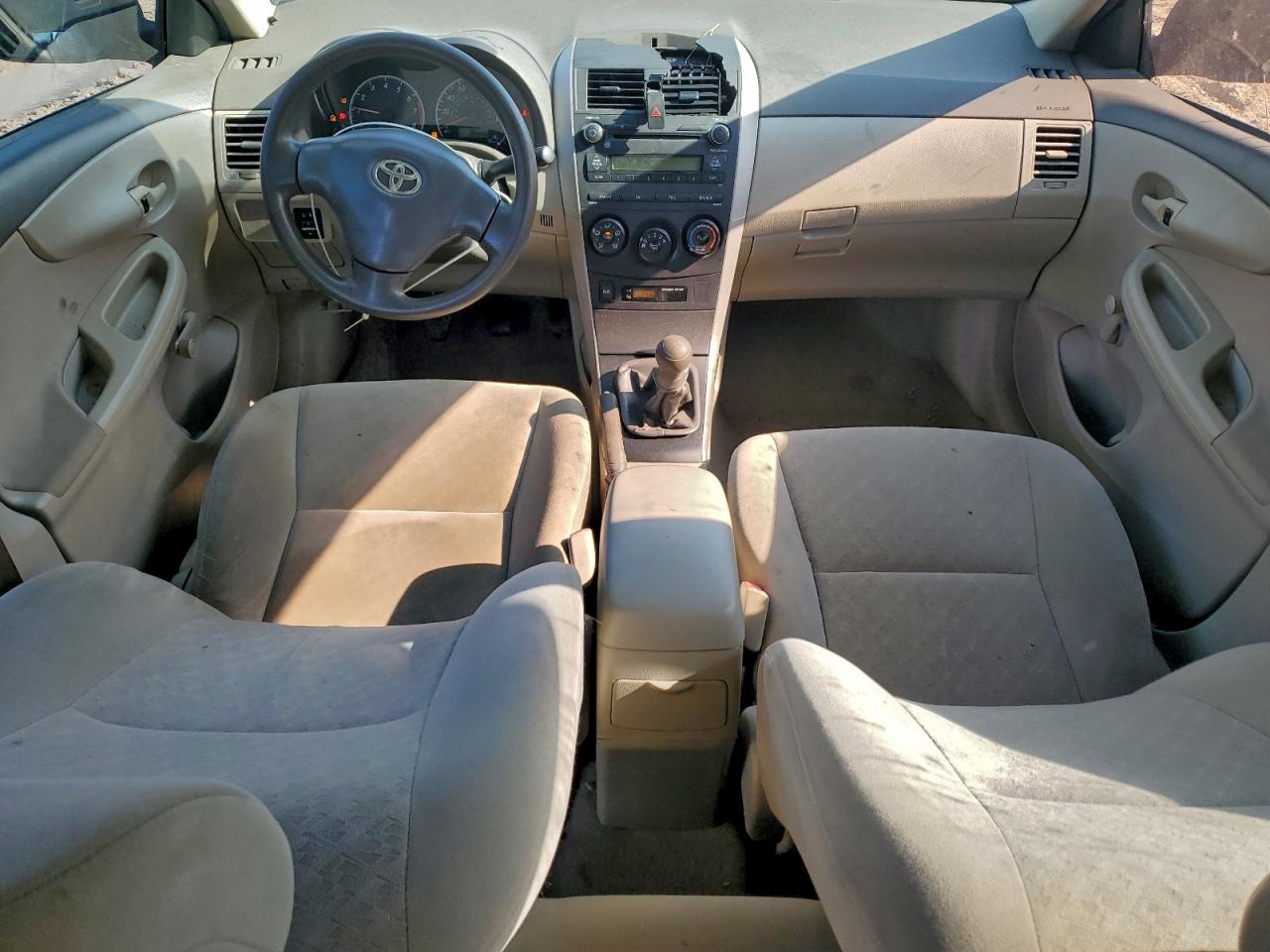 2010 Toyota Corolla Base VIN: 2T1BU4EE2AC499061 Lot: 95797285