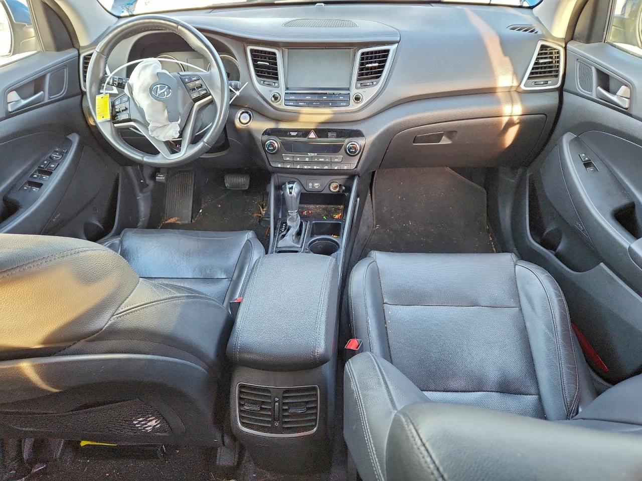 2018 Hyundai Tucson Value VIN: KM8J3CA27JU700049 Lot: 94382095