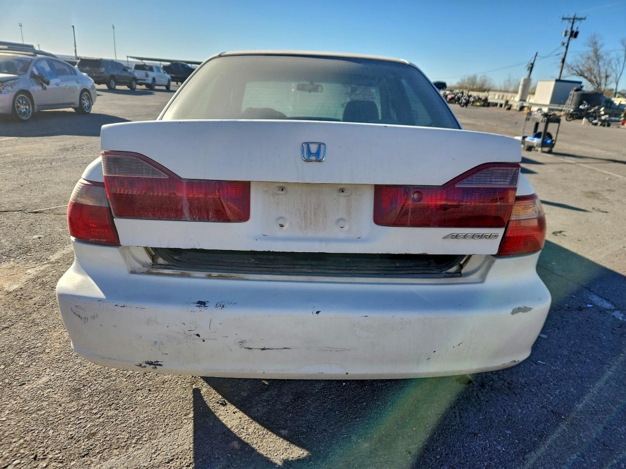 2000 Honda Accord Dx VIN: 1HGCF8648YA153883 Lot: 97964155