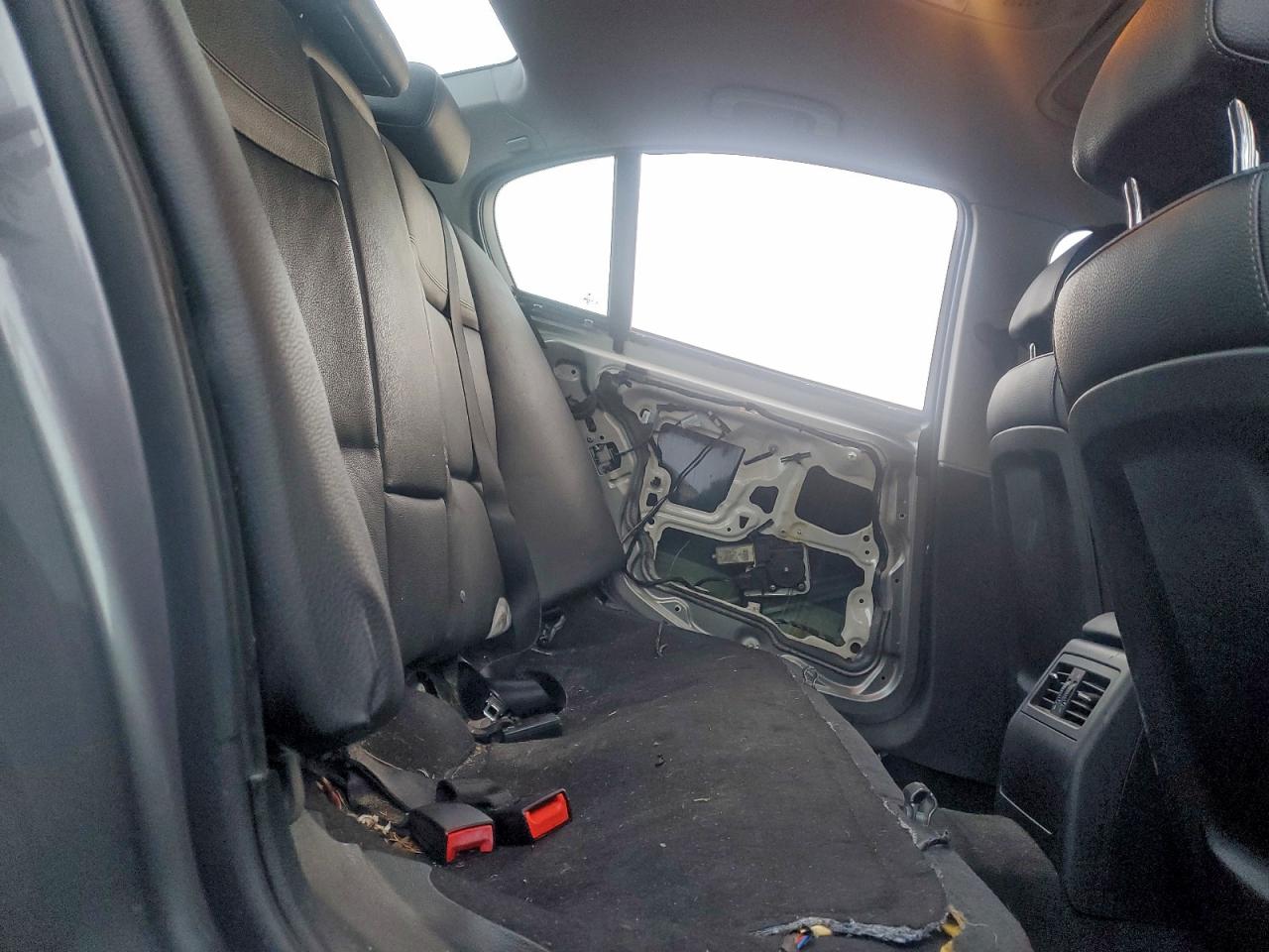 2011 BMW 328 Xi VIN: WBAPK7G53BNN78423 Lot: 95973185