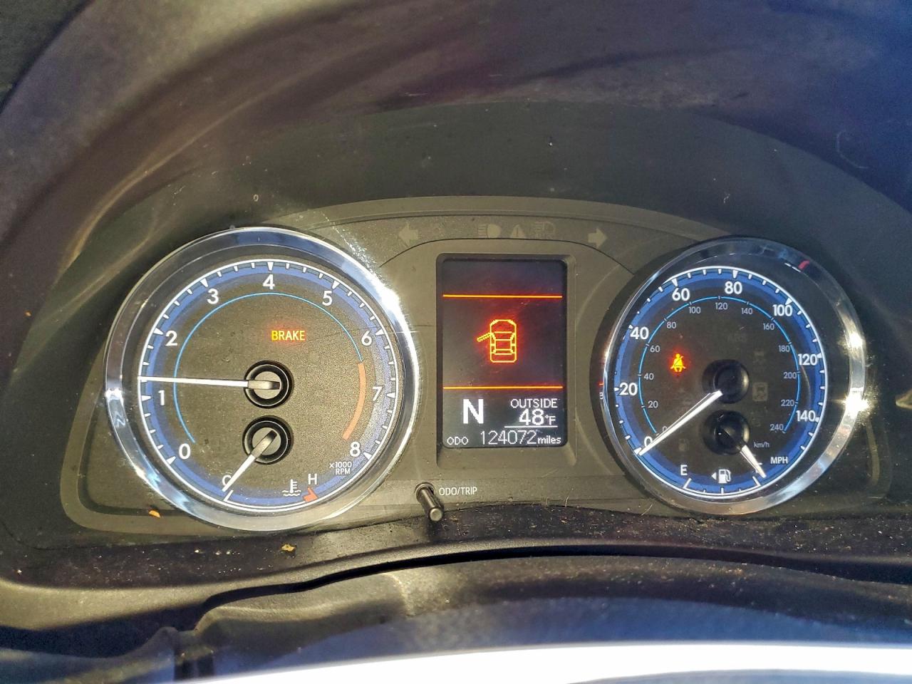 2018 Toyota Corolla L VIN: 5YFBURHE1JP844718 Lot: 94788595