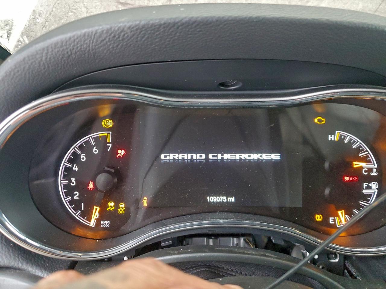 2021 Jeep Grand Cherokee Laredo VIN: 1C4RJEAG3MC738229 Lot: 96806665