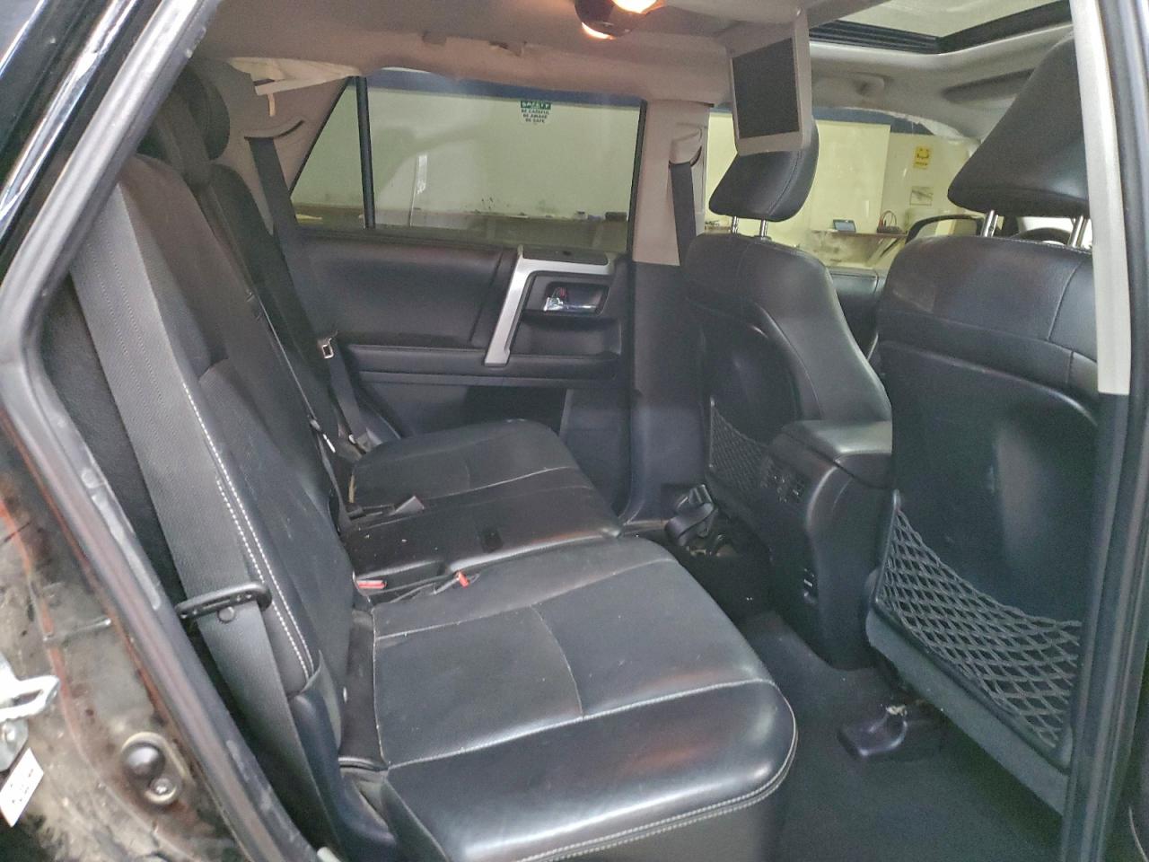 2015 Toyota 4Runner Sr5/Sr5 Premium VIN: JTEBU5JR7F5231847 Lot: 93458095