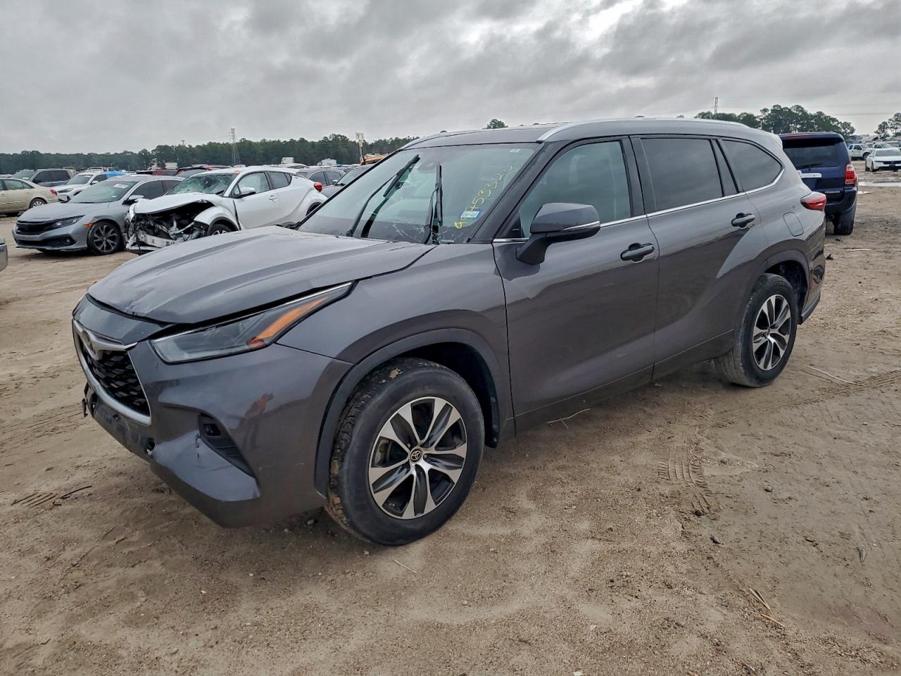 2021 Toyota Highlander Xle