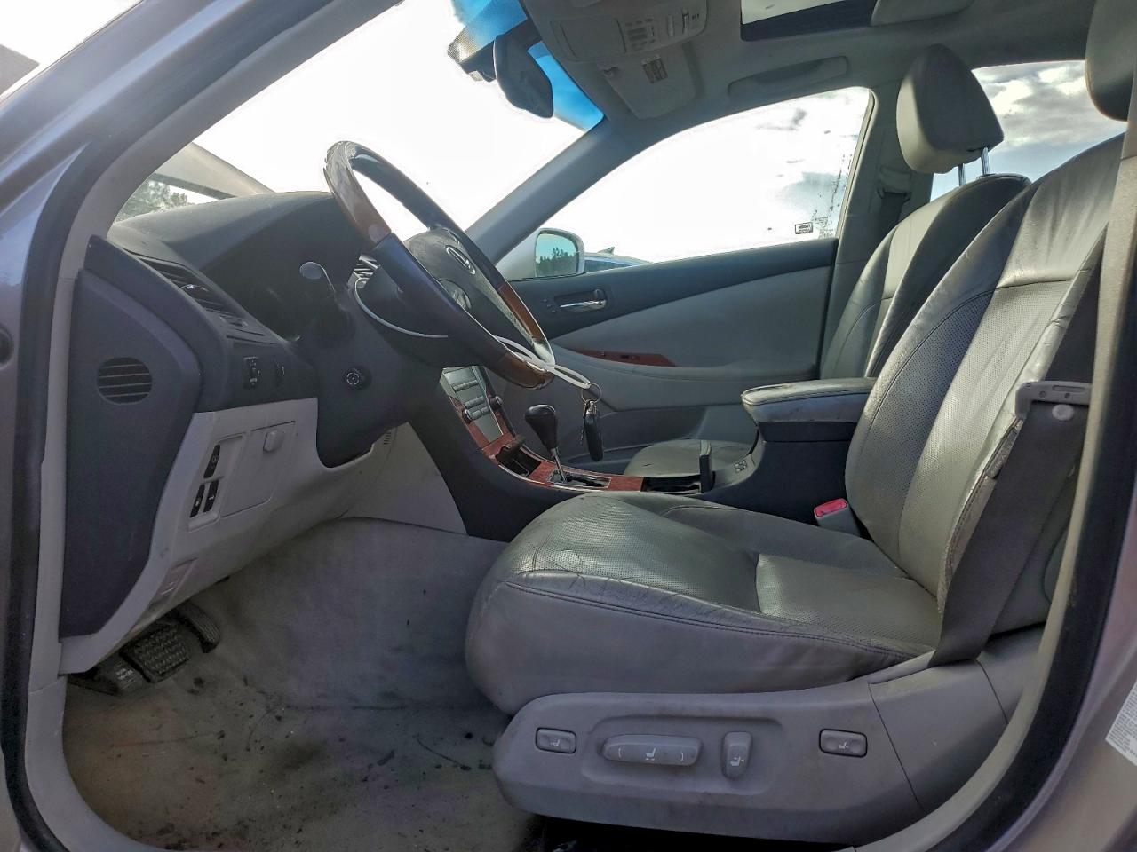 2007 Lexus Es 350 VIN: JTHBJ46G872015215 Lot: 95924475