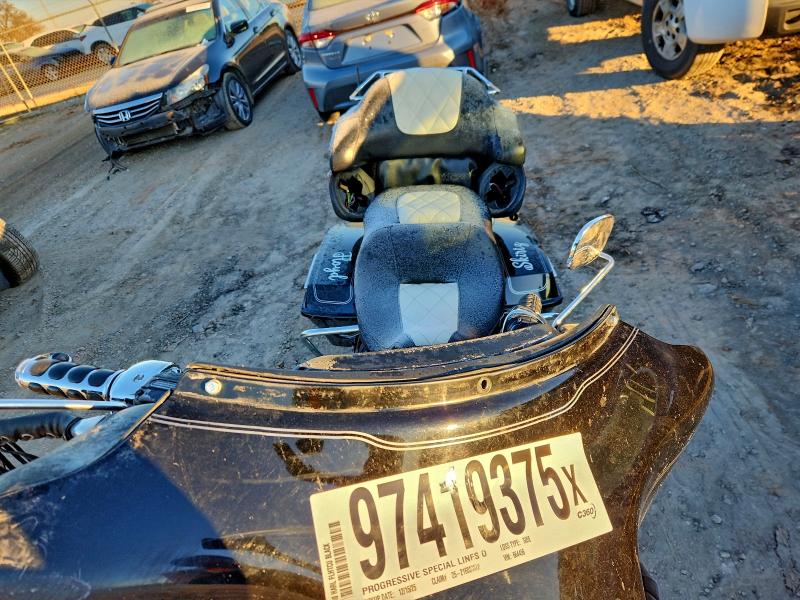 2010 HARLEY-DAVIDSON FLHTCU   