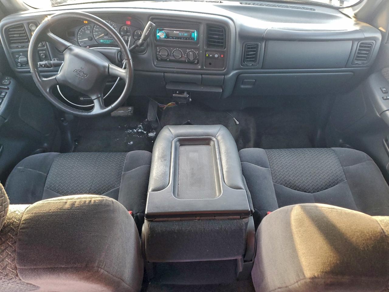 2002 Chevrolet Avalanche K2500 VIN: 3GNGK23G82G226208 Lot: 94907895