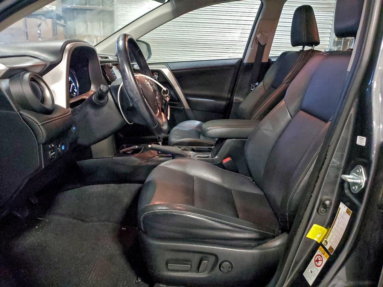 2016 Toyota Rav4 Limited VIN: JTMYFREV5GJ086470 Lot: 95685255