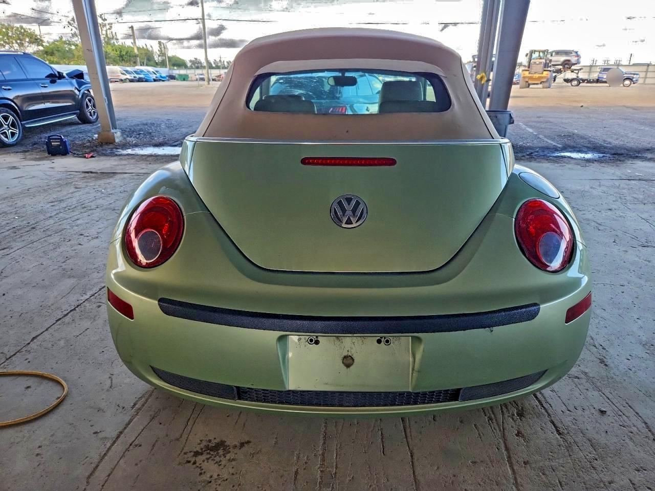 2007 Volkswagen New Beetle Convertible Option Package 1 VIN: 3VWRF31Y27M403168 Lot: 97362145