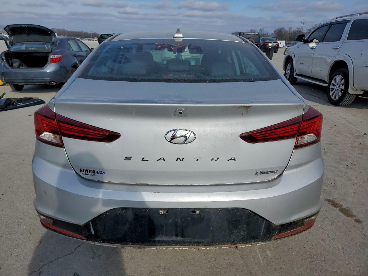 2019 Hyundai Elantra Sel VIN: KMHD84LF7KU795881 Lot: 96703175