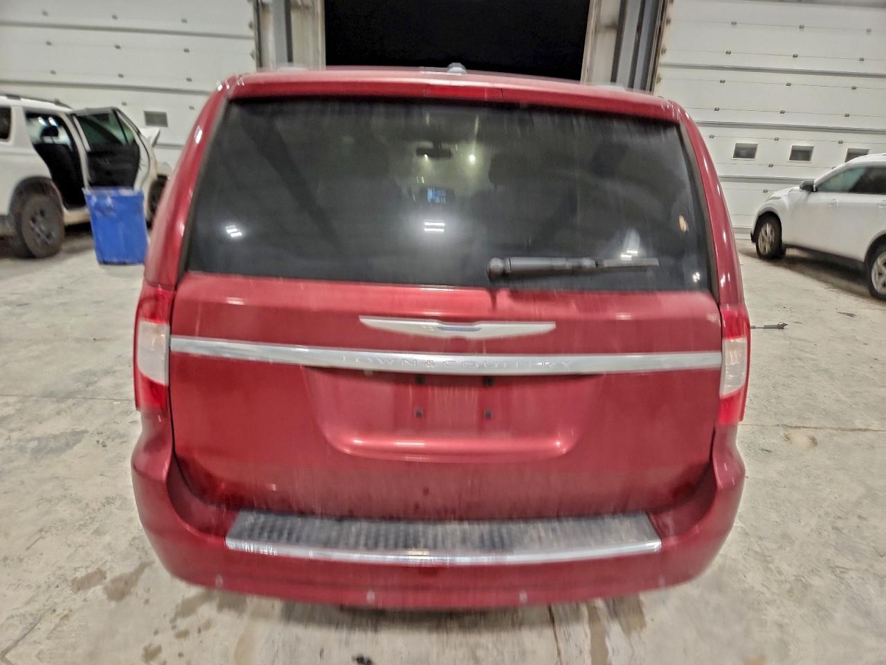 2014 Chrysler Town & Country Touring L VIN: 2C4RC1CG7ER371988 Lot: 94651005