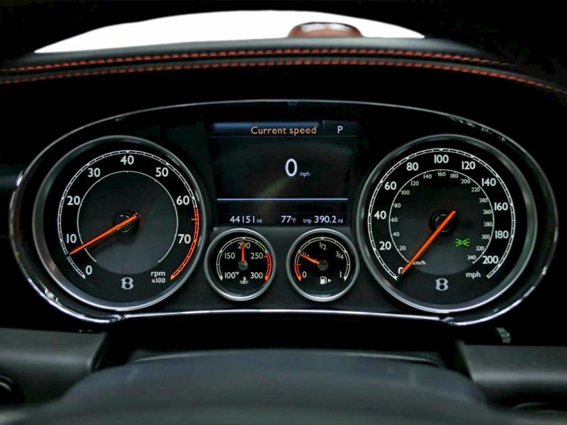 Coupet BENTLEY CONTINENTA 2014 White