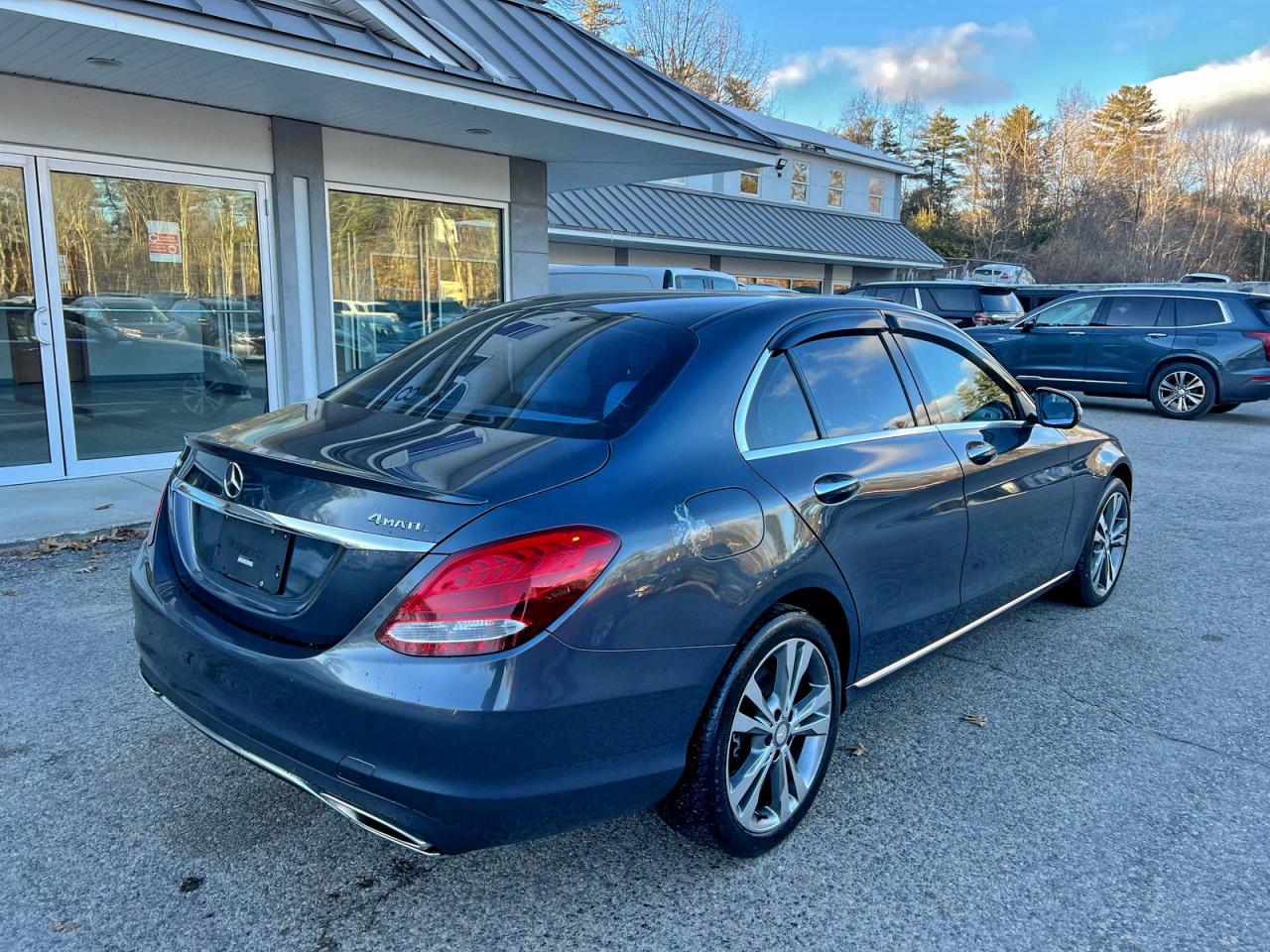 2016 Mercedes-Benz C 300 4Matic VIN: WDDWF4KB1GR163573 Lot: 97799925