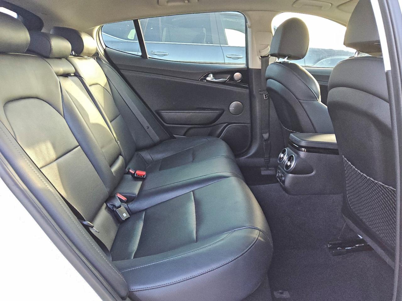 2018 Kia Stinger Premium VIN: KNAE25LA7J6013048 Lot: 92621345