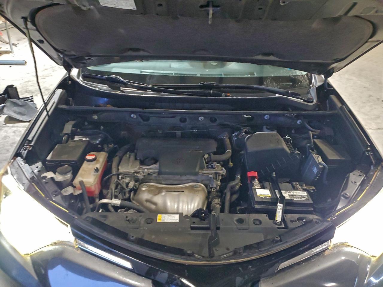 2016 Toyota Rav4 Limited VIN: JTMYFREV5GJ086470 Lot: 95685255