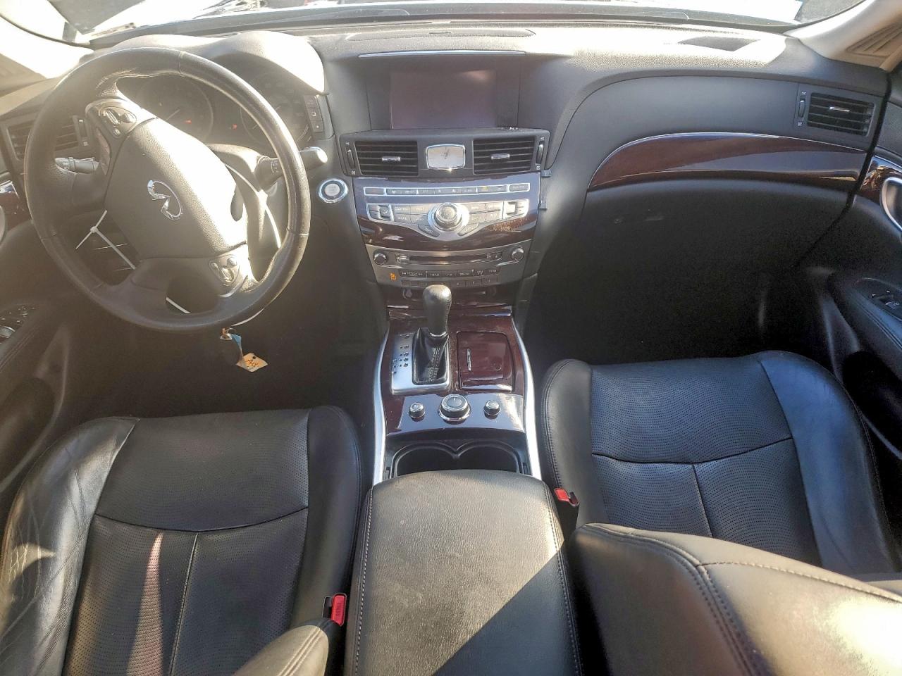 2015 Infiniti Q70 3.7 VIN: JN1BY1AR5FM560251 Lot: 95017655