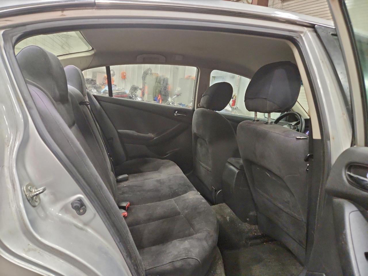 2011 Nissan Altima Base VIN: 1N4AL2AP1BC111053 Lot: 94646505