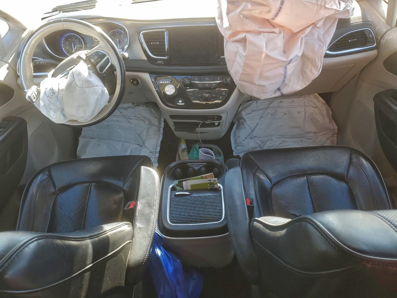 2019 Chrysler Pacifica Limited VIN: 2C4RC1GGXKR617230 Lot: 95194815