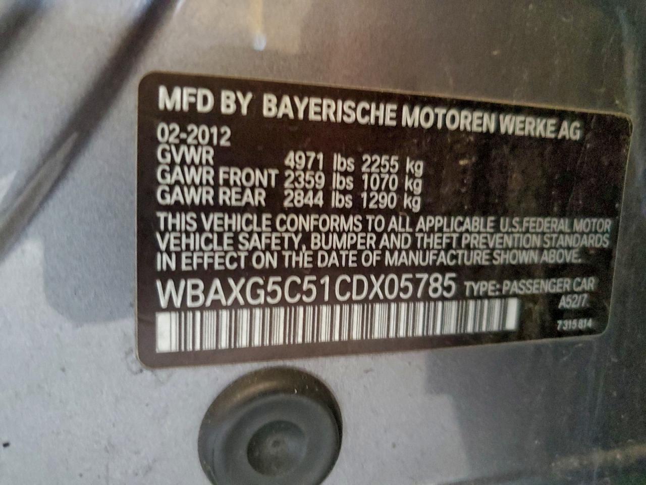 Фото: WBAXG5C51CDX05785