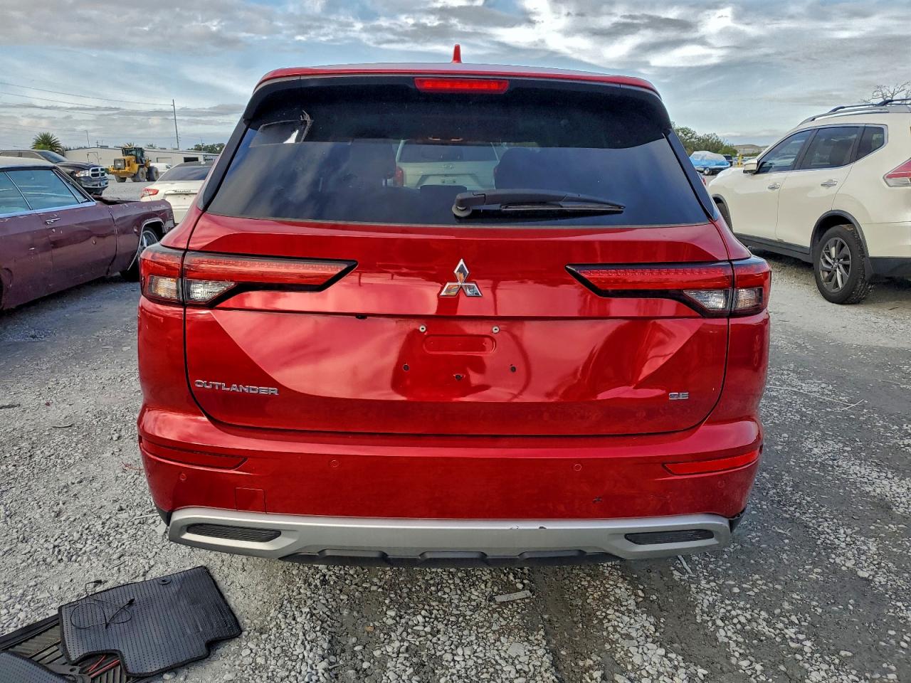 2024 Mitsubishi Outlander Se VIN: JA4J3VA82RZ016832 Lot: 96105785