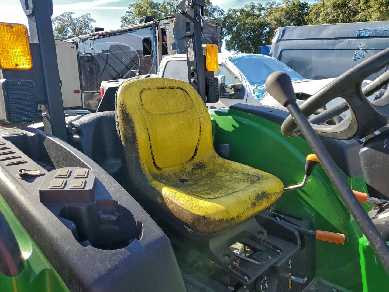 2024 John Deere 4044M - Tractor VIN: 1LV4044MERR123427 Lot: 95326695