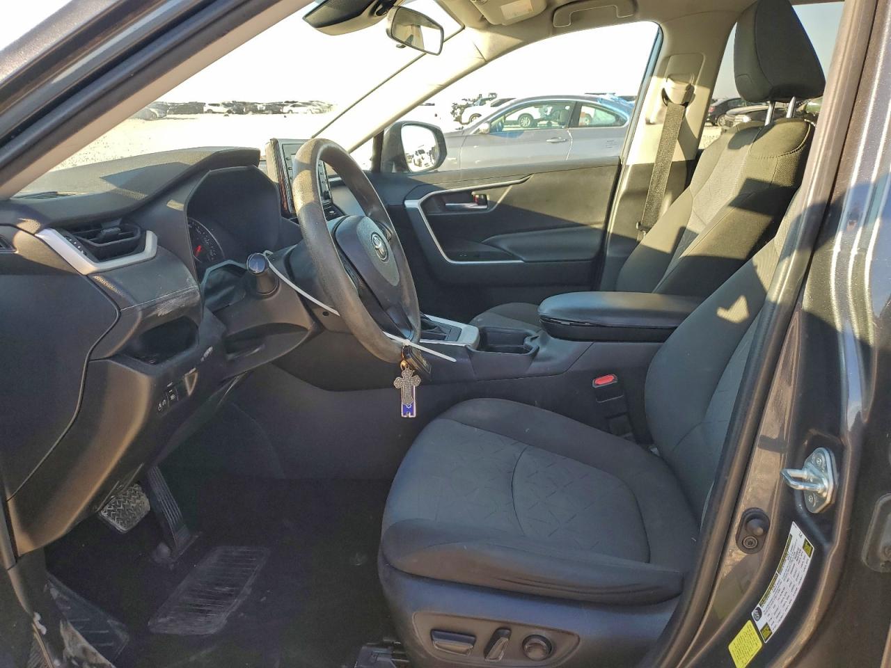 2021 Toyota Rav4 Xle VIN: 2T3W1RFV7MW115310 Lot: 95195995