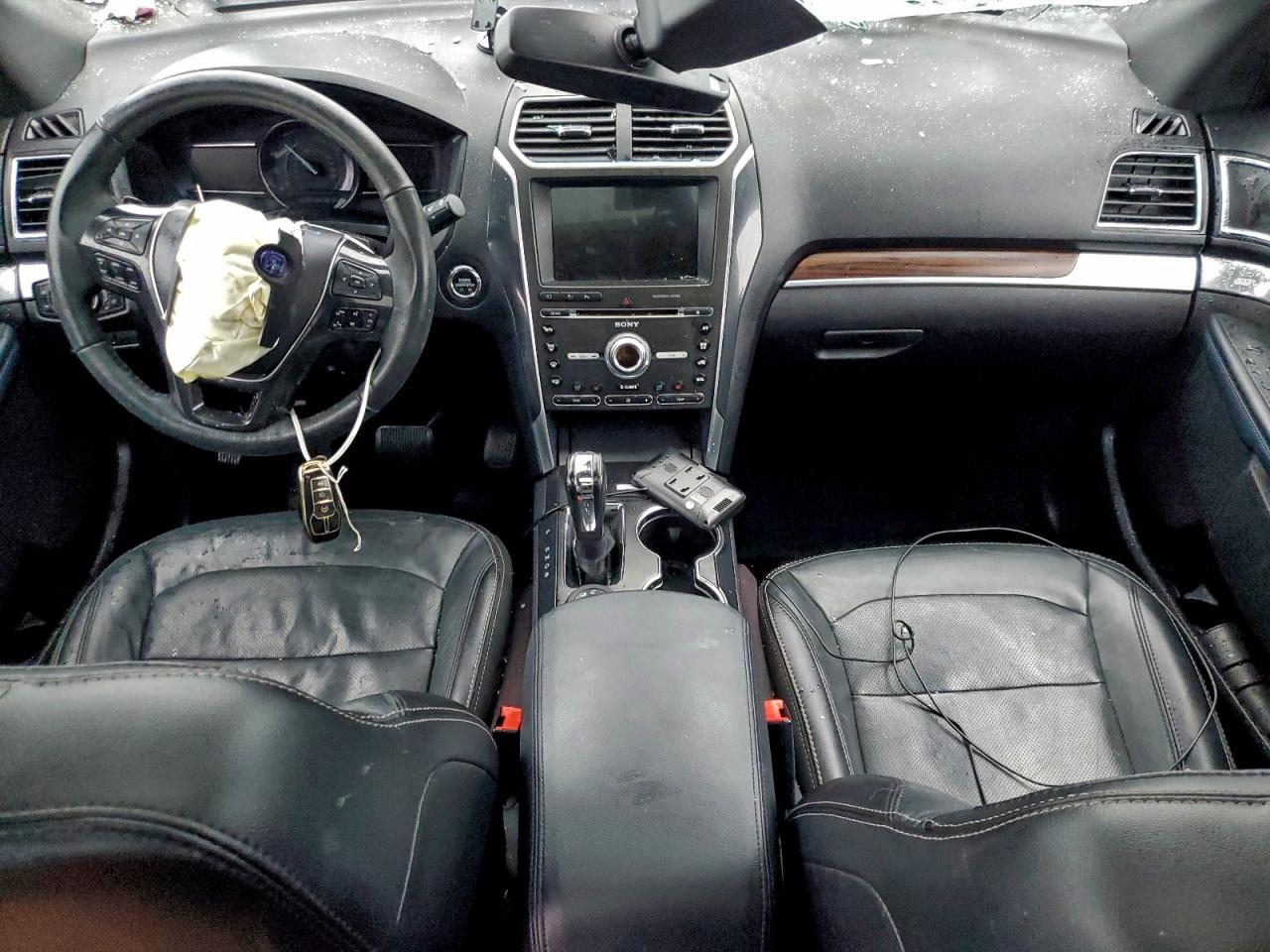 2017 Ford Explorer Limited VIN: 1FM5K8FH2HGC22372 Lot: 97038195