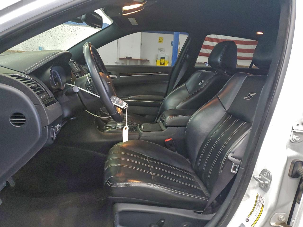 2017 Chrysler 300 S VIN: 2C3CCABT2HH639106 Lot: 95677745