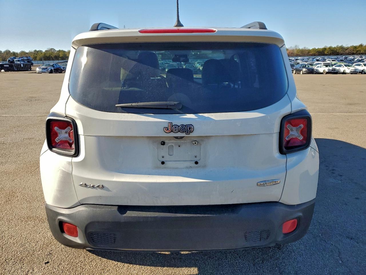 2015 Jeep Renegade Latitude VIN: ZACCJBBT0FPB69840 Lot: 96632375