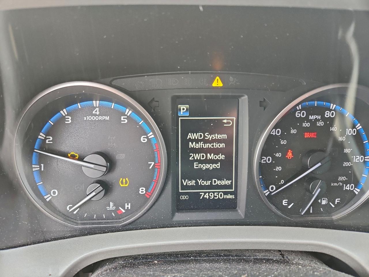 2018 Toyota Rav4 Le VIN: 2T3BFREV1JW853665 Lot: 94437465