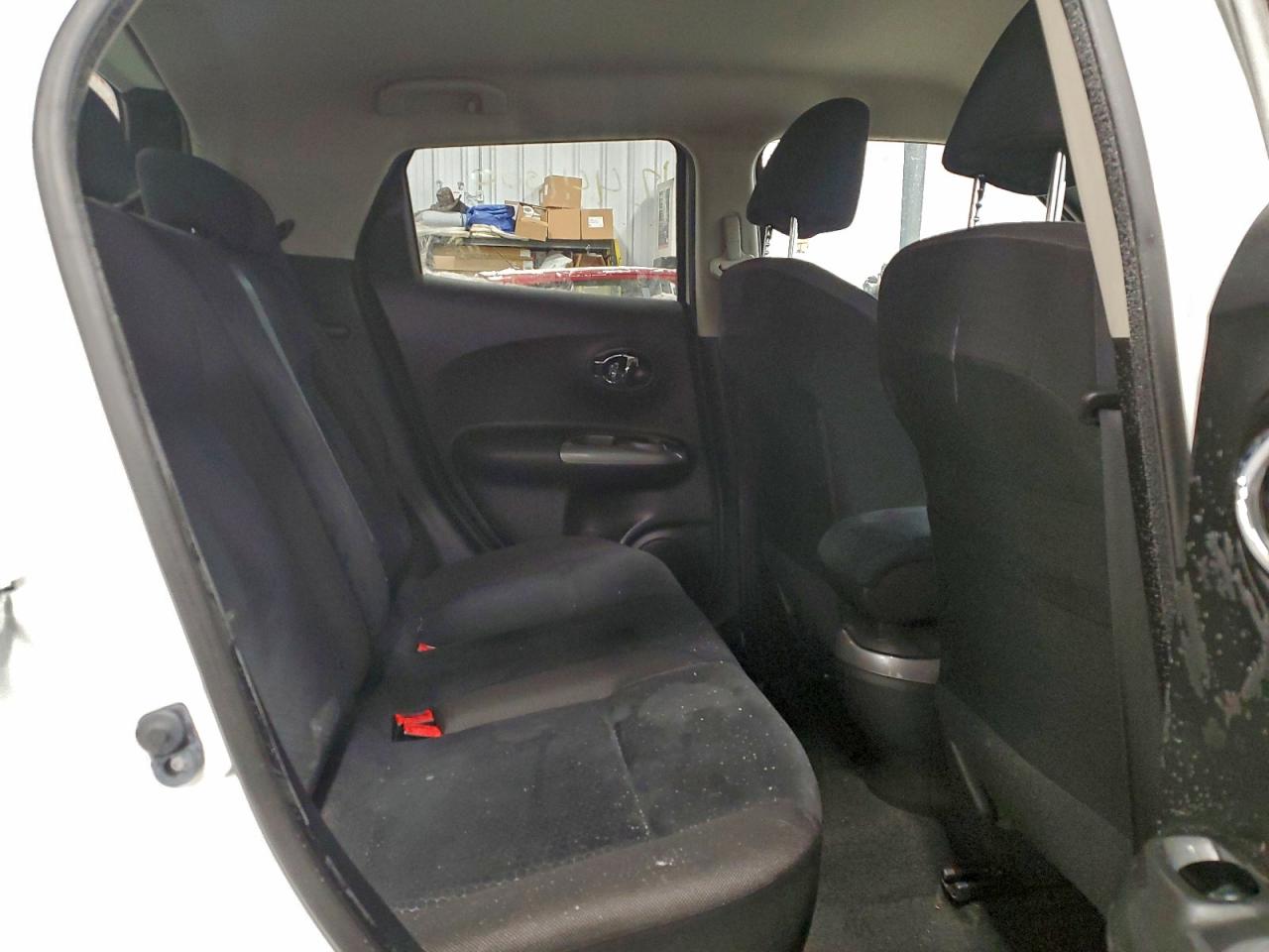 2015 Nissan Juke S VIN: JN8AF5MR1FT507641 Lot: 93706805