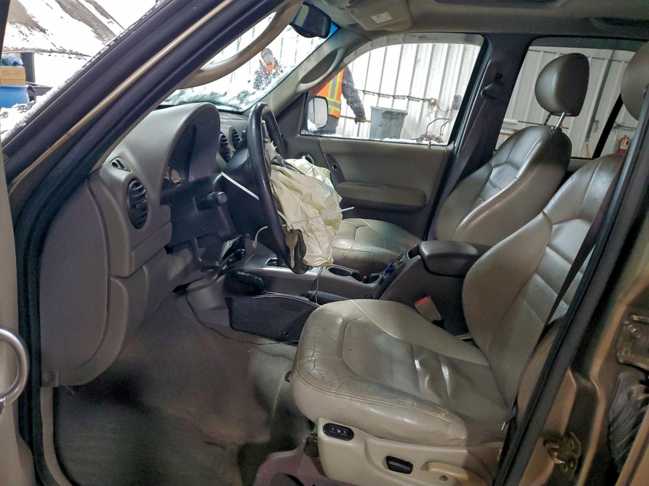 2004 Jeep Liberty Limited VIN: 1J4GL58K24W322287 Lot: 95184655