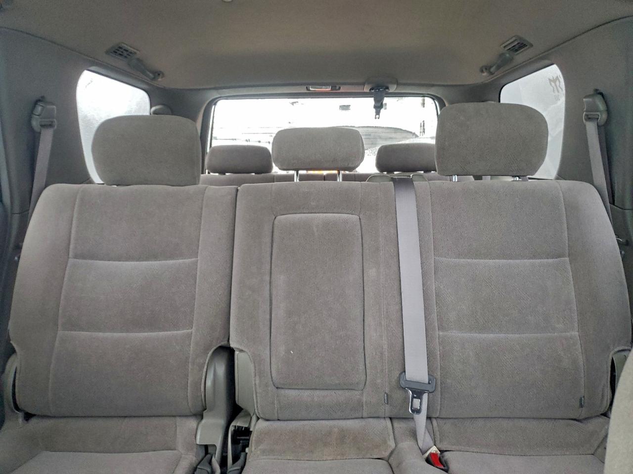 2002 Toyota Sequoia Sr5 VIN: 5TDBT44AX2S086301 Lot: 95747455