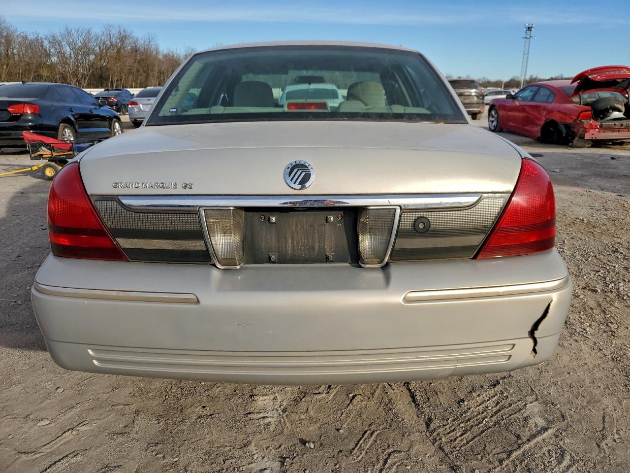 2007 Mercury Grand Marquis Gs VIN: 2MEFM74V07X628907 Lot: 96521225