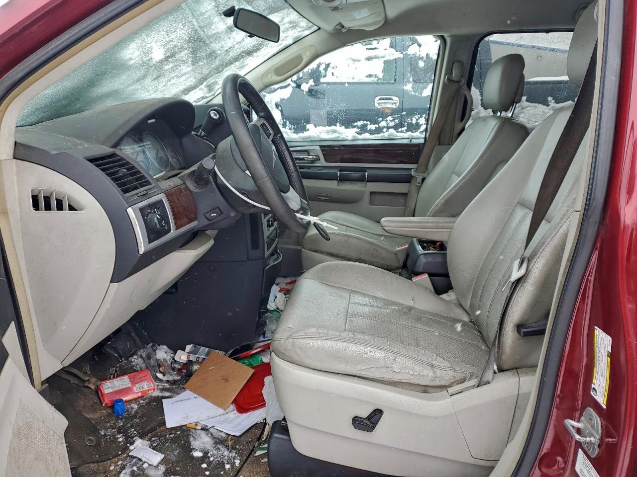 2010 Chrysler Town & Country Touring Plus VIN: 2A4RR8D19AR480541 Lot: 97078655