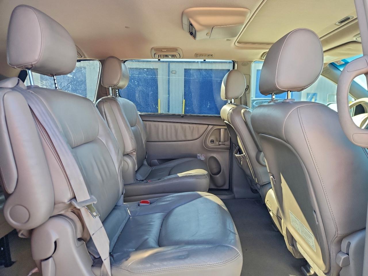 2004 Toyota Sienna Xle VIN: 5TDZA22C74S187733 Lot: 94976395